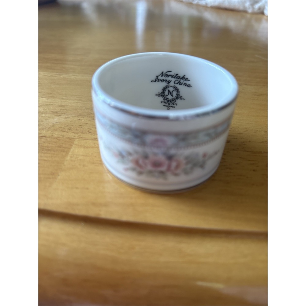 6 Noritake Rothschild 7293 Round Napkin Rings MINT PERFECT RARE - Picture 2 of 5